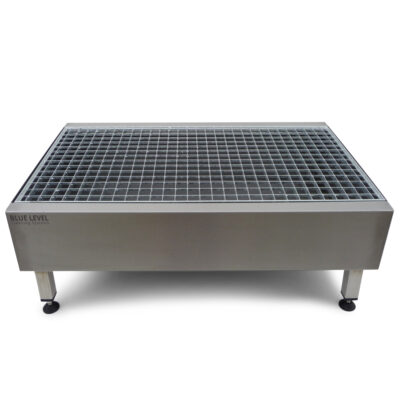Multi-grate boot washing station