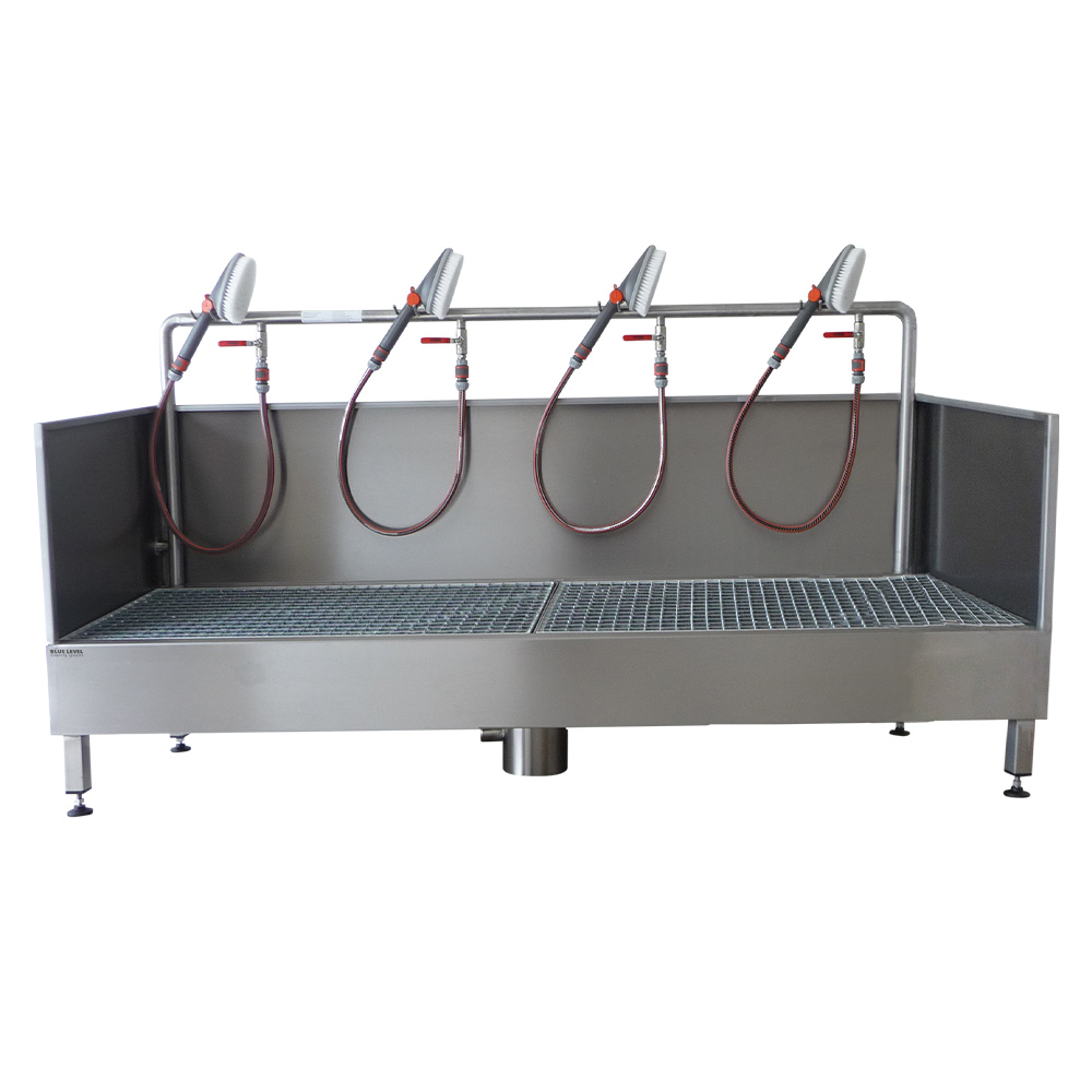 Football boot washing station with hand brush - Image 5