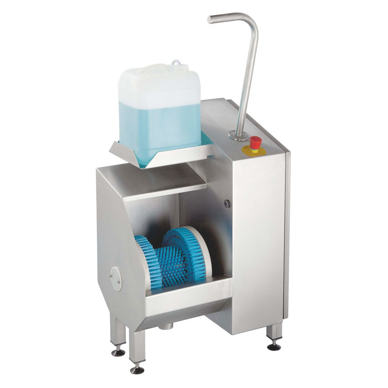 Wall-mounted sole cleaner